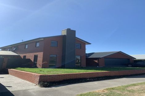 Photo of property in 3 Foresters Crescent, Parklands, Christchurch, 8083