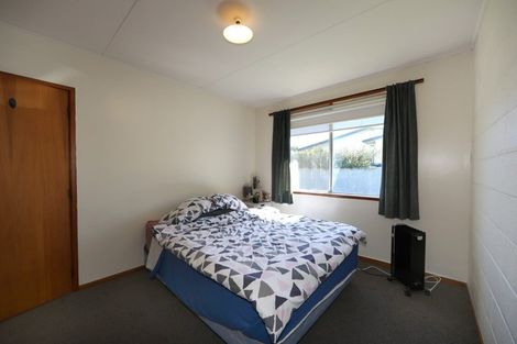 Photo of property in 2/1012 Plunket Street, Saint Leonards, Hastings, 4120