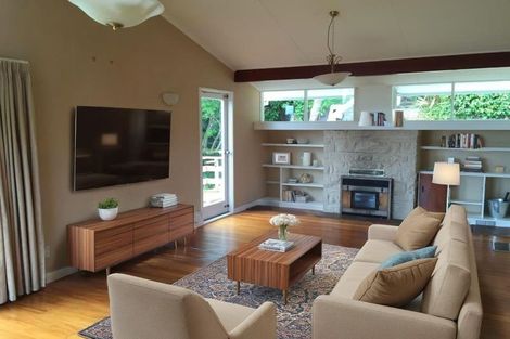 Photo of property in 27 Onehuka Road, Tirohanga, Lower Hutt, 5010