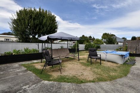 Photo of property in 65 Victoria Street, Carterton, 5713