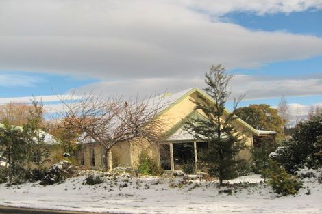 Photo of property in 53 Aronui Road, Bridge Hill, Alexandra, 9320