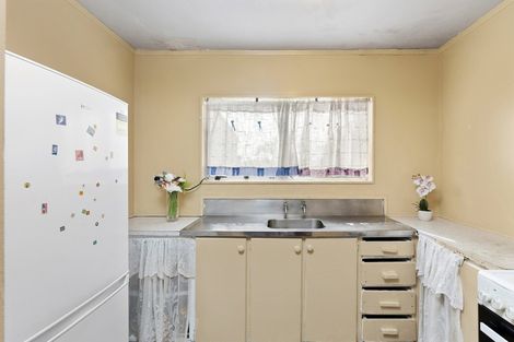 Photo of property in 1/10 Kennington Drive, Clendon Park, Auckland, 2103