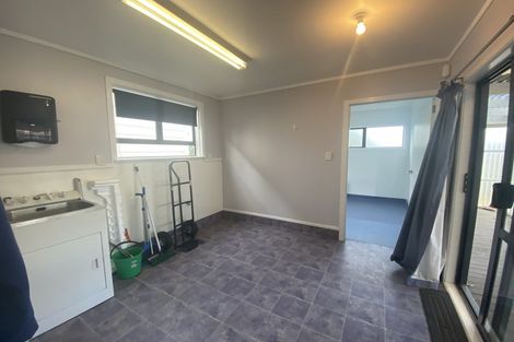 Photo of property in 28 Cambria Street, Hawera, 4610