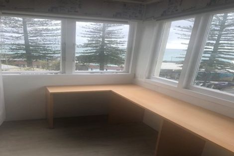 Photo of property in 6 Seaview Terrace, Bluff Hill, Napier, 4110