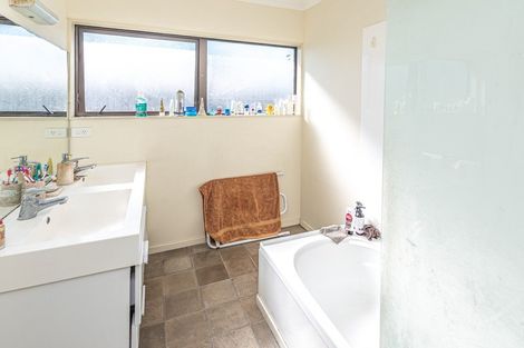 Photo of property in 23 Wembley Place, Whanganui East, Whanganui, 4500