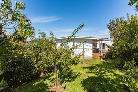 Photo of property in 9 Annan Grove, Papakowhai, Porirua, 5024