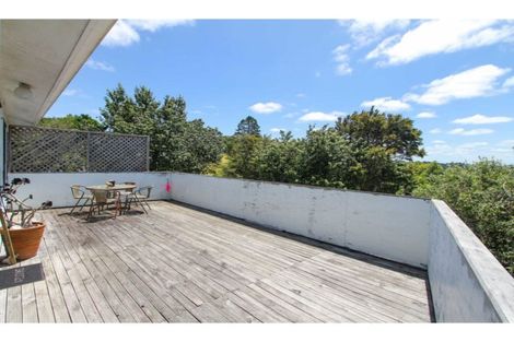 Photo of property in 22 Zingaro Place, Massey, Auckland, 0614