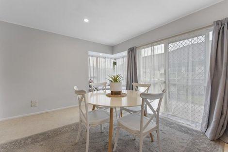 Photo of property in 2 Fauchelle Court, Feilding, 4702