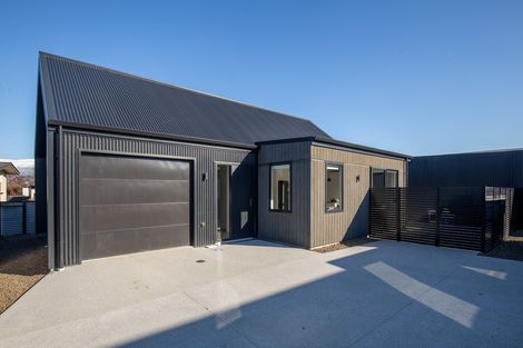 Photo of property in 154a Tarbert Street, Alexandra, 9320