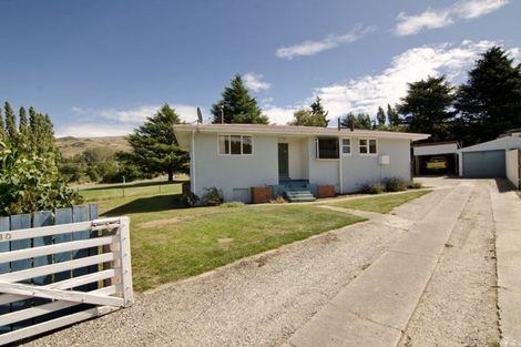 Photo of property in 40 Tamblyn Drive, Lake Roxburgh Village, Roxburgh, 9571