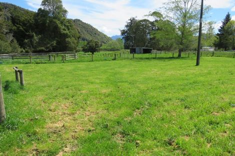 Photo of property in 108 Fairfax Street, Murchison, 7007