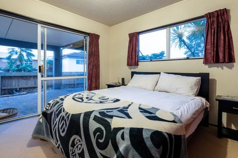 Photo of property in 8 Moa Street, Mount Maunganui, 3116
