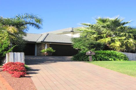 Photo of property in 9 Napa Court, Shamrock Park, Auckland, 2016