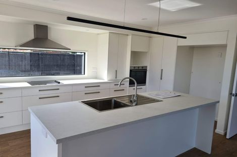 Photo of property in 25 Malaga Crescent, Harewood, Christchurch, 8051