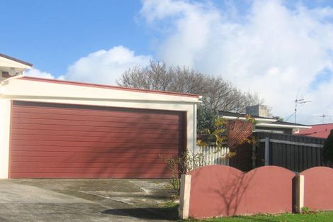 Photo of property in 1 Kimberley Grove, Westbrook, Palmerston North, 4412