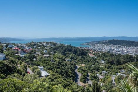 Photo of property in 11 Highbury Crescent, Highbury, Wellington, 6012