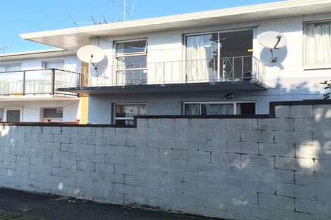Photo of property in 7/12 Arabi Street, Sandringham, Auckland, 1041