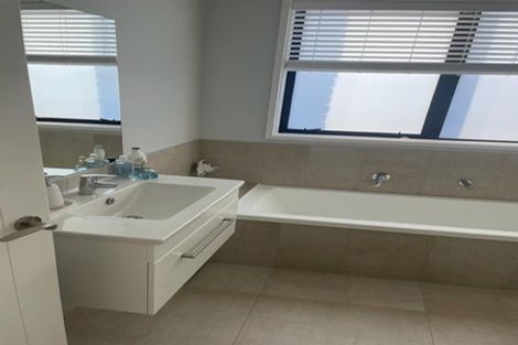 Photo of property in 8 Te Paea Crescent, Papamoa Beach, Papamoa, 3118