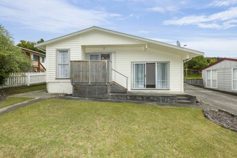 Photo of property in 68 Field Street, Silverstream, Upper Hutt, 5019