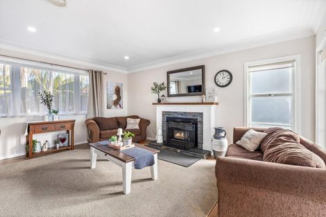 Photo of property in 199 Waimumu Road, Massey, Auckland, 0614