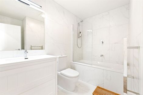 Photo of property in 66b Donovan Avenue, Massey, Auckland, 0614