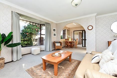 Photo of property in 16 Cattanach Street, St Andrews, Hamilton, 3200