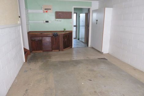 Photo of property in 1b Cairngorm Place, Highland Park, Auckland, 2010