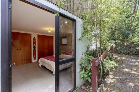 Photo of property in 33 Hauraki Terrace, Pukawa Bay, Turangi, 3381