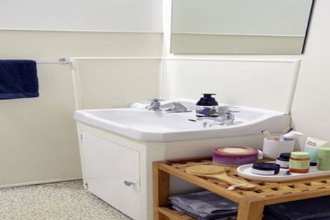 Photo of property in 71 Pirie Street, Mount Victoria, Wellington, 6011