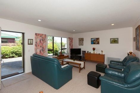 Photo of property in 17b Beachwater Grove, Paraparaumu Beach, Paraparaumu, 5032