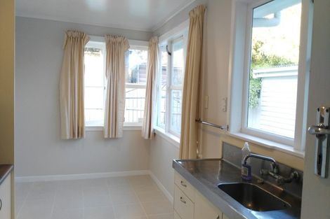 Photo of property in 44 Brandon Road, Glen Eden, Auckland, 0602