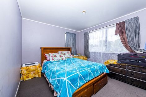 Photo of property in 8 Karepo Crescent, Ranui, Auckland, 0612