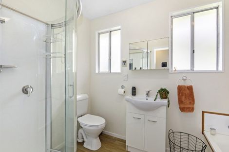 Photo of property in 32 Kingsley Street, Stokes Valley, Lower Hutt, 5019