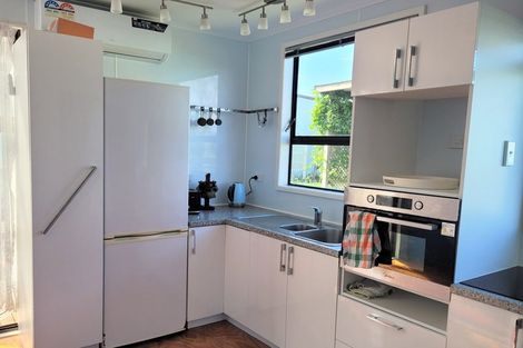 Photo of property in 15 Newcombe Road, Otaua, Waiuku, 2682