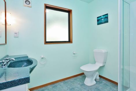 Photo of property in 33 Harry Ell Drive, Cashmere, Christchurch, 8022