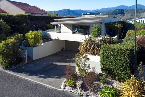 Photo of property in 355 Princes Drive, Britannia Heights, Nelson, 7010