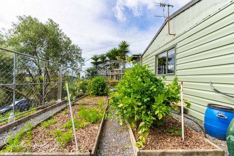 Photo of property in 227 Porter Road, Paparoa, 0571