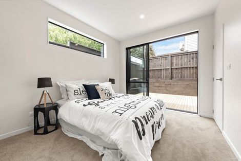 Photo of property in 37c Kingdale Road, Henderson, Auckland, 0610