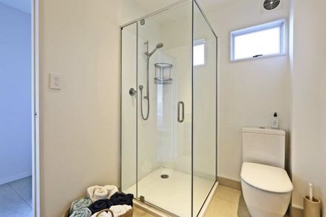 Photo of property in 8 Gilray Place, Waimarama, 4294