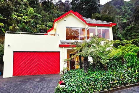 Photo of property in 37 Tyndall Street, Waiwhetu, Lower Hutt, 5010