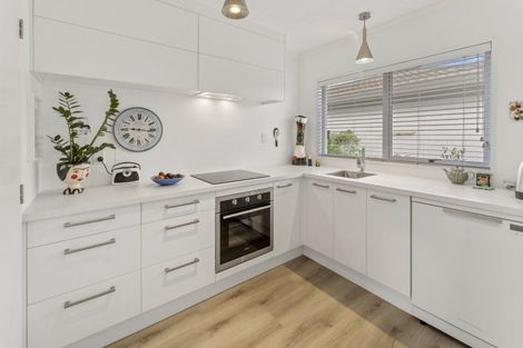 Photo of property in 1/96 Point Road, Monaco, Nelson, 7011