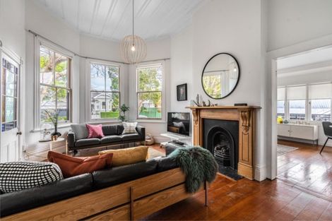 Photo of property in 8 Eton Avenue, Devonport, Auckland, 0624