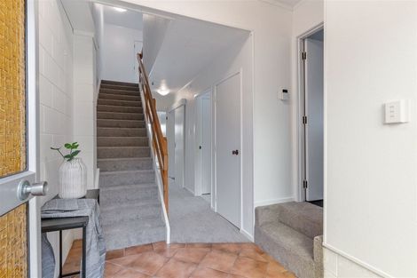 Photo of property in 1/50a Target Road, Totara Vale, Auckland, 0629