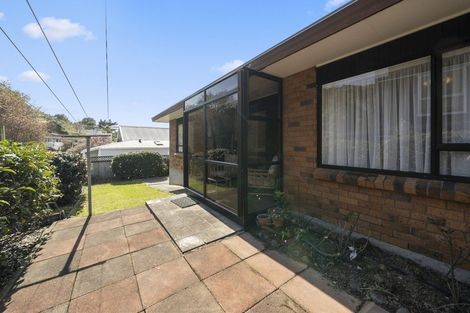 Photo of property in 2/369 Main Road, Tawa, Wellington, 5028