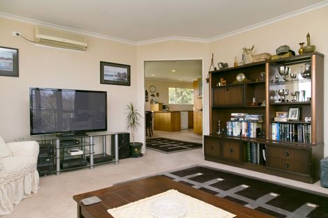 Photo of property in 1/29 Oregon Drive, Rainbow Point, Taupo, 3330