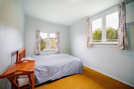 Photo of property in 11 Gull Street, Waihola, Milton, 9073