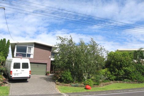 Photo of property in 108 Sylvan Avenue, Northcote, Auckland, 0627