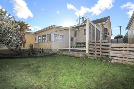 Photo of property in 6 Lignite Street, Huntly, 3700