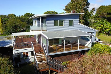 Photo of property in 84 Rangitane Loop Road, Kerikeri, 0294