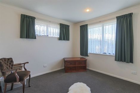 Photo of property in 16 Kahikatea Street, Inglewood, 4330